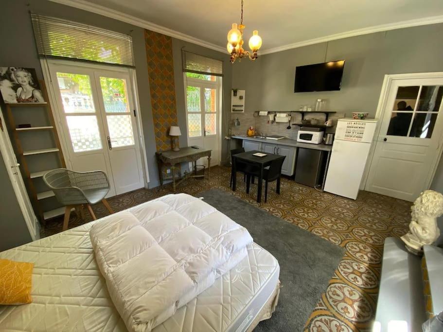 Cote Cite Appartements - Parking Prive - 100M Cite Medievale Carcassonne Zewnętrze zdjęcie